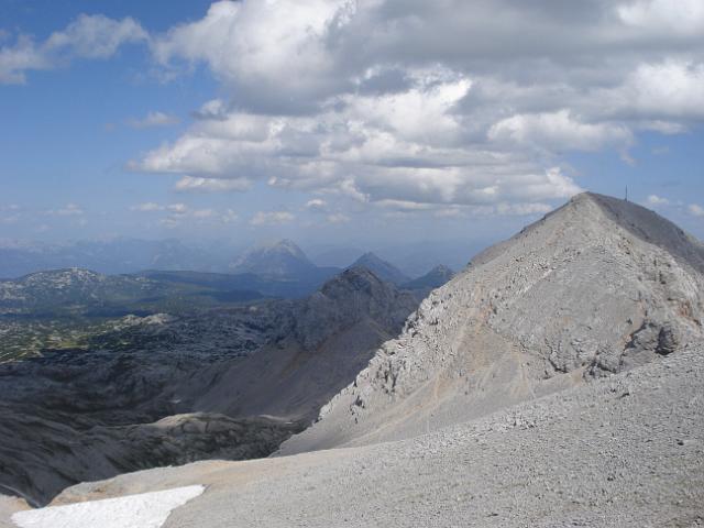 23  Blick zu Kampspitz und Grimming.JPG